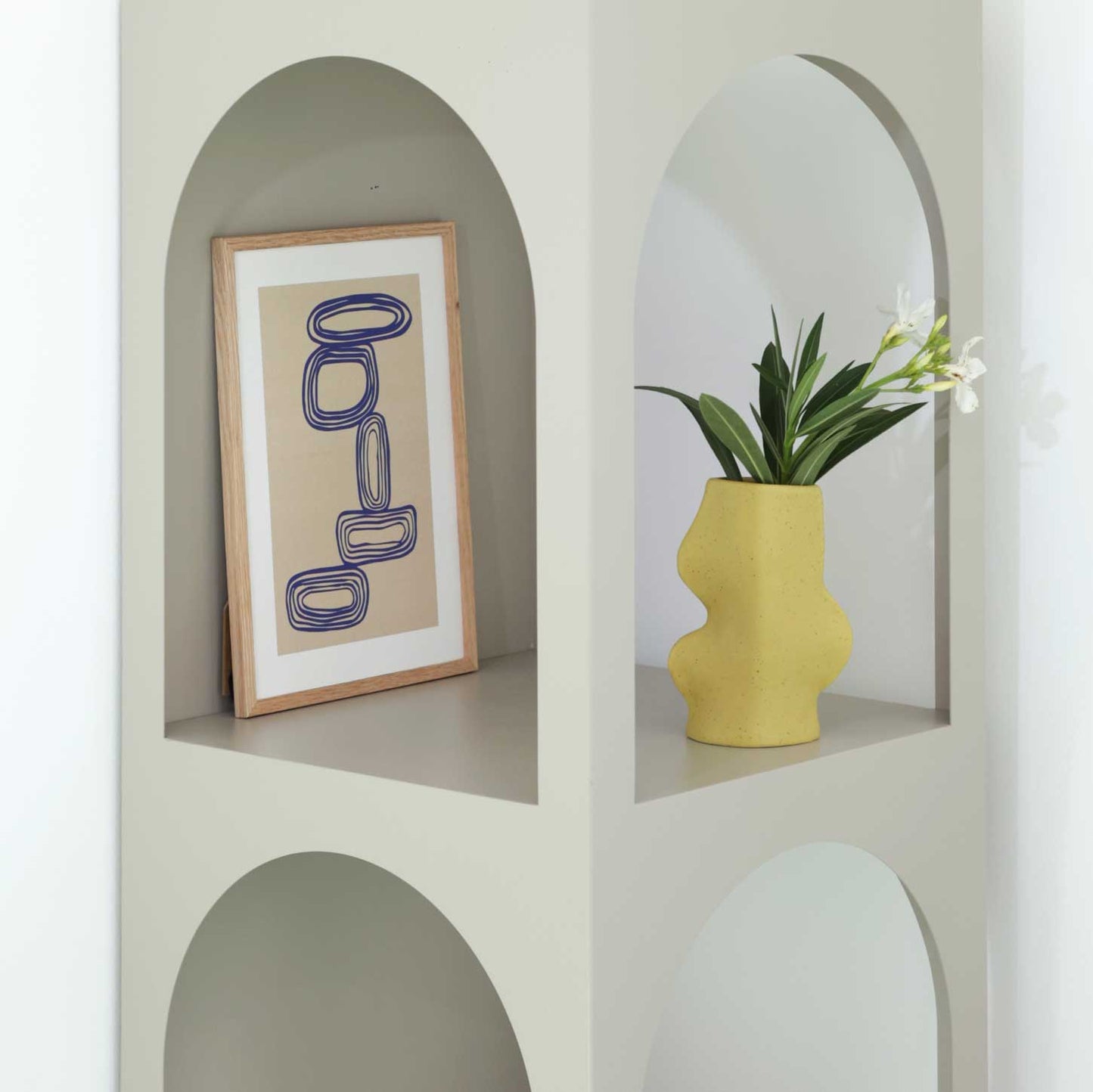 Fluxo Ceramic Vase -  Medium Pistachio Green